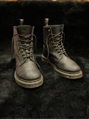 Dr. Martens 1460 8-Eye Black Leather Lace-Up Combat Boots Women’s 8